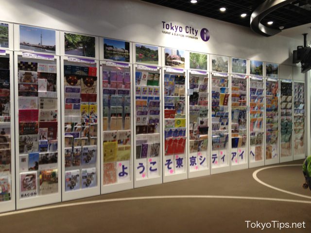 Brochures in foreign language are about 30 percents. English, Chinese, and Korean brochures are. Other brochures are in Japanese.